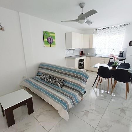 Beautiful Apartment With Pool And Wifi กอสตา เดล ซิเลนซิโอ ภายนอก รูปภาพ