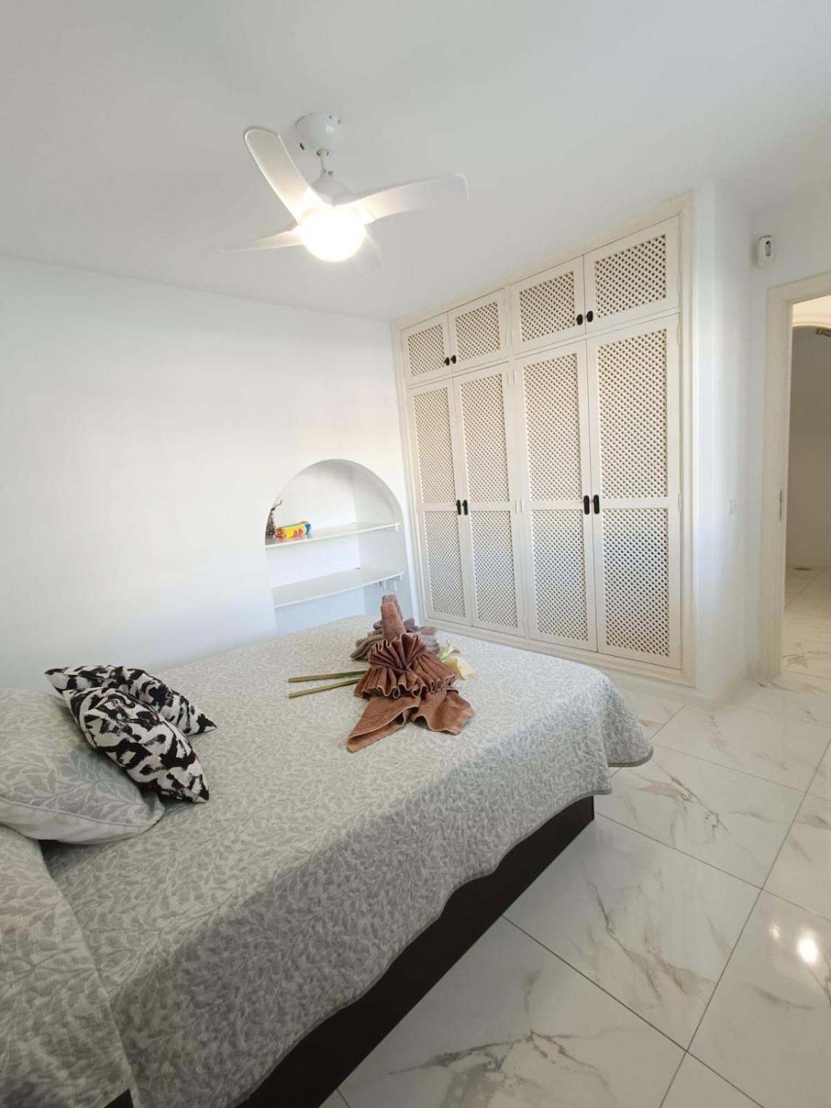 Beautiful Apartment With Pool And Wifi กอสตา เดล ซิเลนซิโอ ภายนอก รูปภาพ